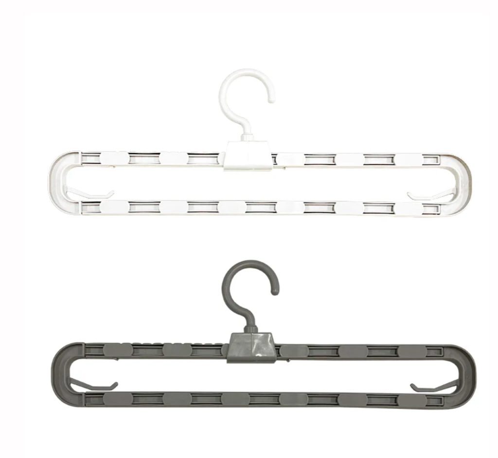 車中泊旅で活躍!車内に洗濯物を干す時にタオルも干せるスライド式ハンガー